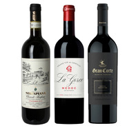 Christmas Treats Red Selection 2025